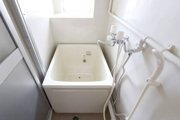 ビレッジハウス安古市4号棟の浴室|ビレッジハウスの同一物件・同一タイプの間取りの写真です