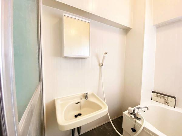 ビレッジハウス泉北栂タワー1号棟の洗面所|ビレッジハウスの同一物件・同一タイプの間取りの写真です