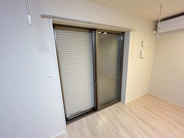 プランドールのその他|窓シャッター、複層ガラス（イメージ）