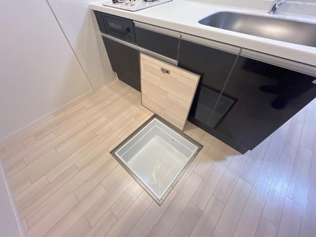 プランドールのキッチン|床下収納（イメージ）