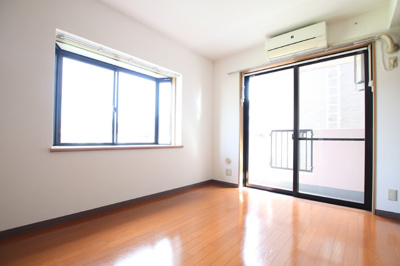 ★２面採光の居室★