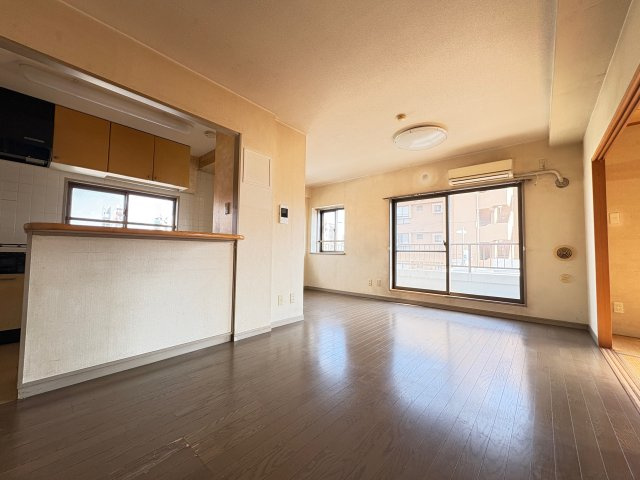 グランベル上野の杜の居間・リビング