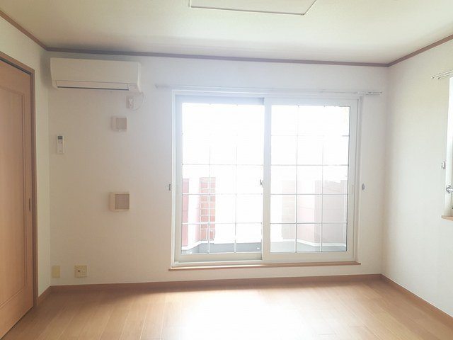 杏得仙の居間・リビング|こちらのリビングで趣味の時間をお楽しみください