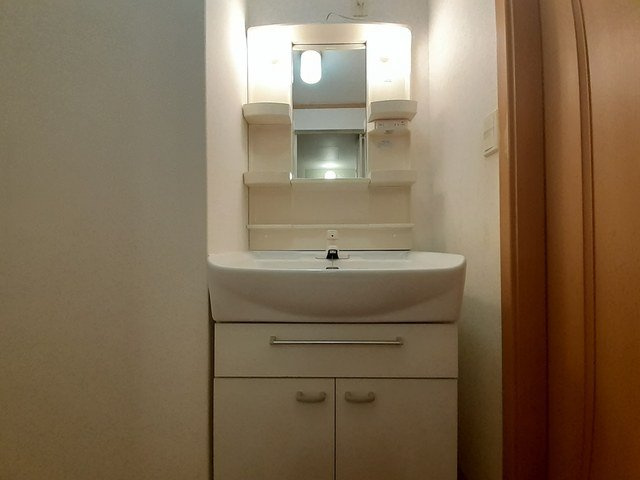 杏得仙の洗面所|コンパクトで使いやすい洗面所