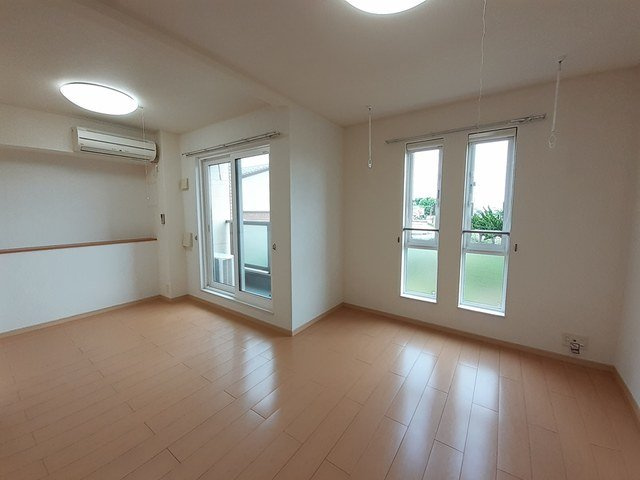 レオーネの居間・リビング|ゆったりとした居間です