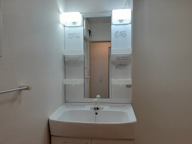 マーブル　Ⅲの洗面所|広い洗面スペース