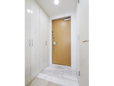 【玄関】 | セントラルクリブ六本木１