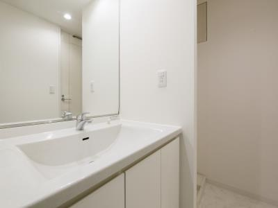 【洗面所】 | セントラルクリブ六本木１