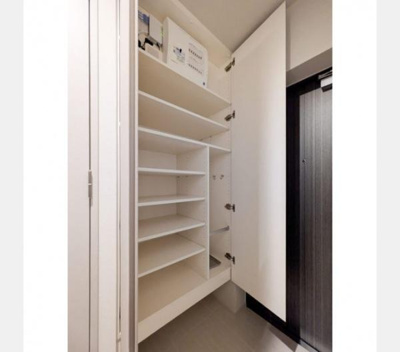 【玄関】 | グレーシアフィット三軒茶屋