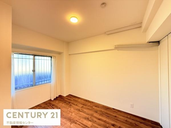 【子供部屋】 | エバーグリーン住吉 | 廊下側洋室5.5帖