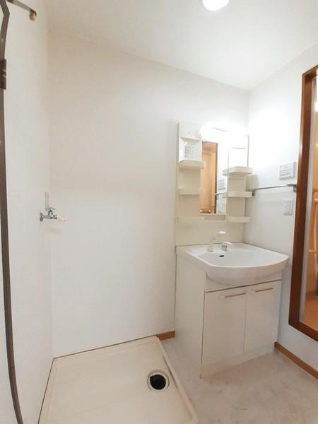 ピュアーズ９５Ｃの洗面所