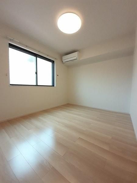 フォアシュピール　２の洋室