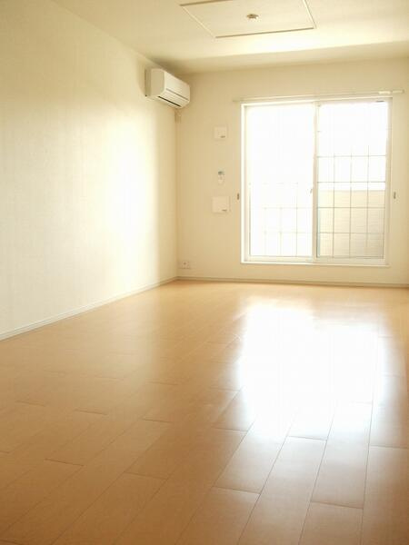 シャローム　Ｂの居間・リビング