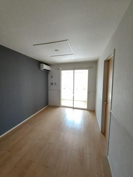 ディア　コートＢの居間・リビング