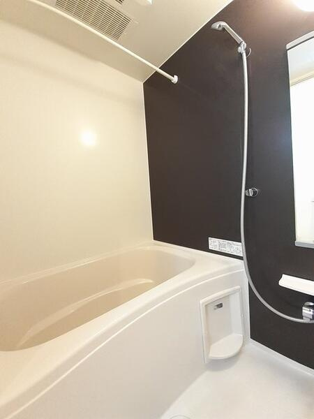 ディア　コートＢの浴室