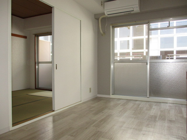 パークサイド北野の居間・リビング