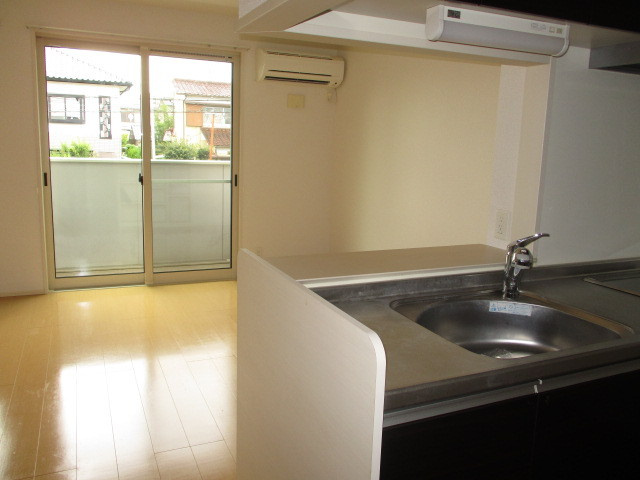 アンソレイエ星和台の居間・リビング