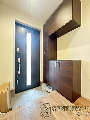 リーブルガーデン平野 ２号棟 ／新築一戸建の内観：施工例|■ＴＶモニター付きインターホンで防犯対策もバッチリ！来客も一目でわかり安心です！■