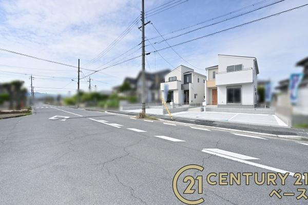 リーブルガーデン高塚台 １号棟 ／新築一戸建の前面道路含む現地写真|■現地撮影写真■落ち着いた雰囲気の住宅地内です！