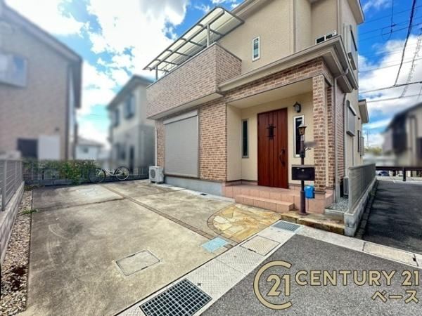 生駒郡斑鳩町龍田南３丁目　一戸建の駐車場|■現地撮影写真■駐車スペース２台分完備！