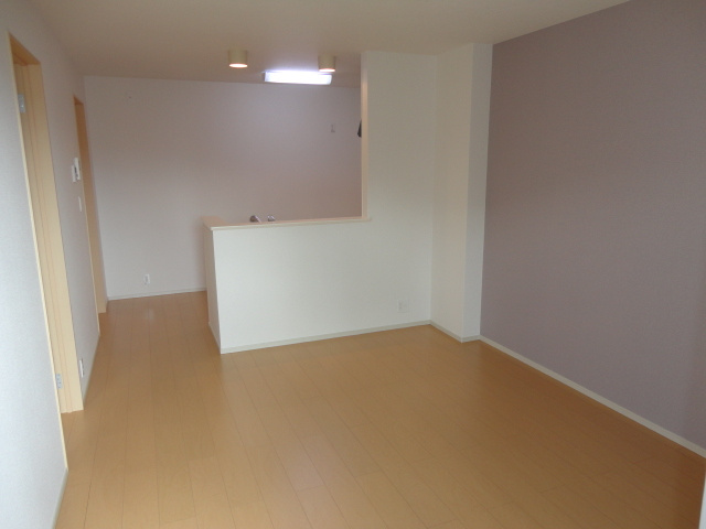 アムールＢの居間・リビング