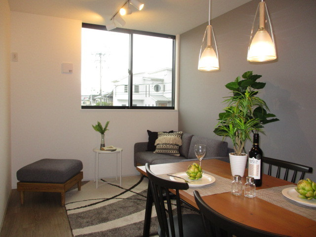 STAY　THE　TERRACE　OJIの居間・リビング