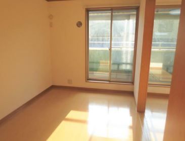 【居間・リビング】 | ルナージュ弐番館