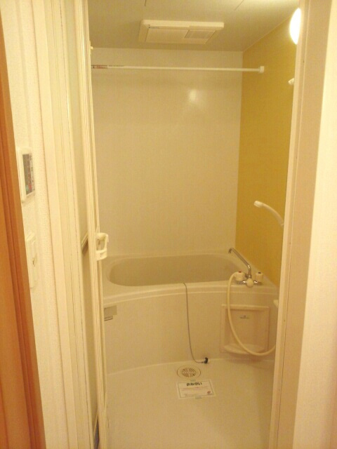 ヴィラ・ブライト　Ⅱの浴室|バス