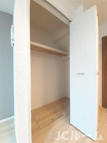 Ｃａｌｍｅ　楡の木の収納