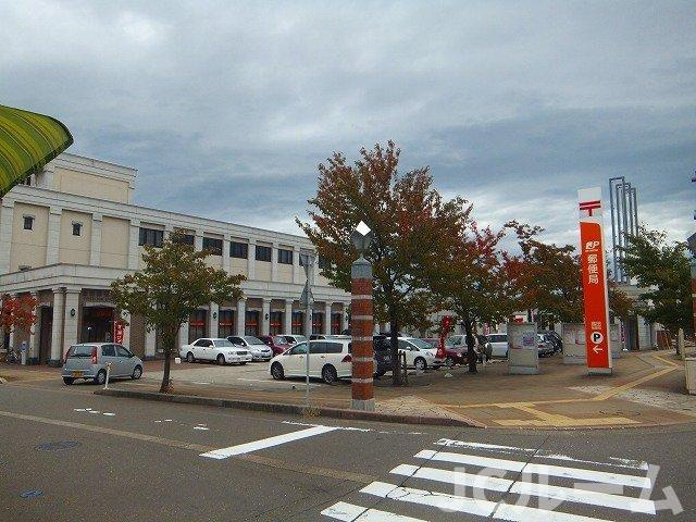 Ｃａｌｍｅ　楡の木の周辺|高田郵便局まで750m