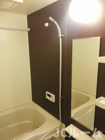 フェリシア・コートⅢの浴室