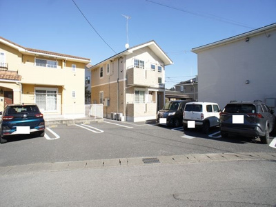 【駐車場】 | ベルソレイユＢ | 駐車場2台可能です♪