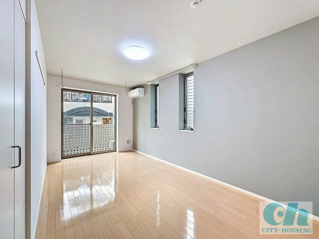 ジャルディーノ大森 106号室の居間・リビング