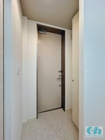 ジャルディーノ大森 106号室の玄関