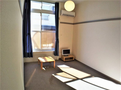 【居間・リビング】 | レオパレスエミール戸田Ａ | 室内はイメージです