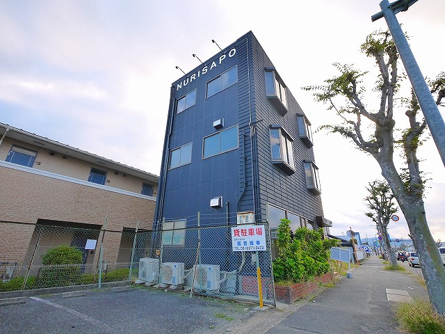 三条大路４丁目店舗戸建の外観|外はこのようになっています