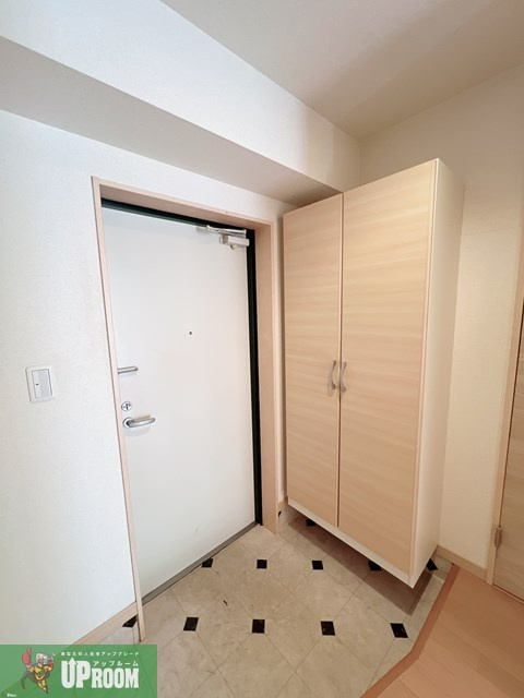 シャイン・ヴィレッジの玄関