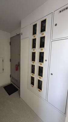 【玄関】 | シェンビル