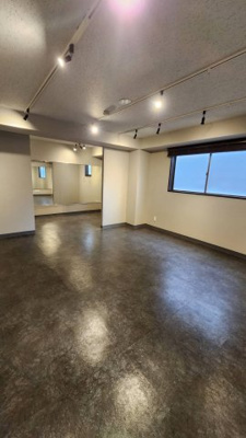 【内装】 | シェンビル