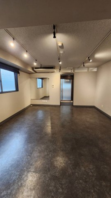 【内装】 | シェンビル