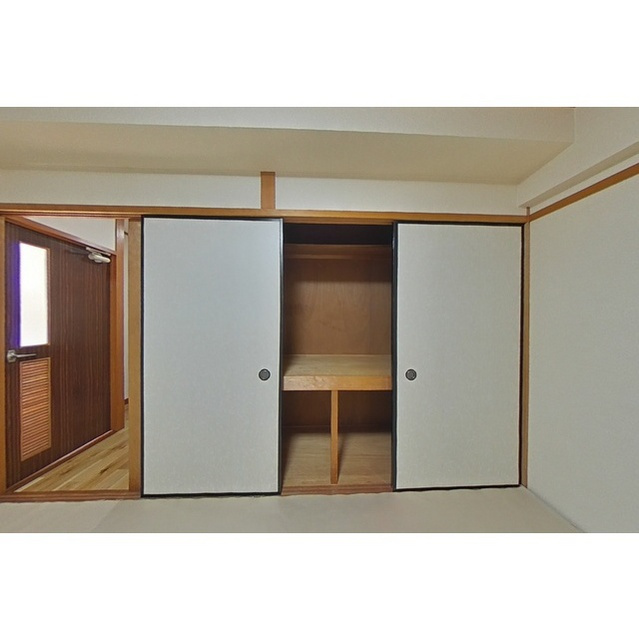 ハイツリバービレッジの収納