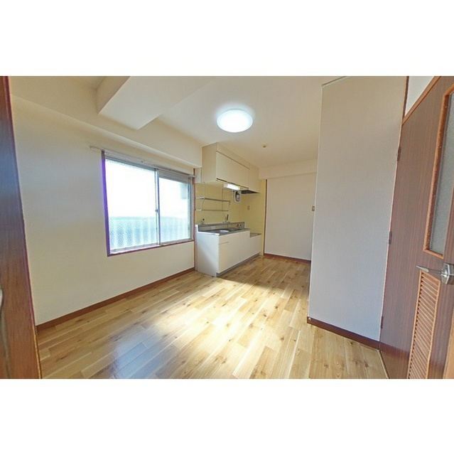 ハイツリバービレッジの居間・リビング