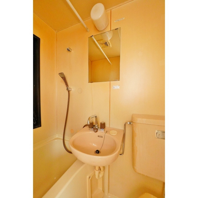 コートハウスＮＡＤＡの洗面所|洗面化粧台