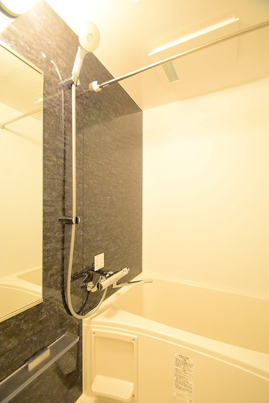 ステージファースト駒沢公園通りの浴室