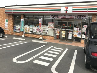 【周辺】 | ブライトアンジュ・クロシェット | セブンイレブン小見店まで1900m