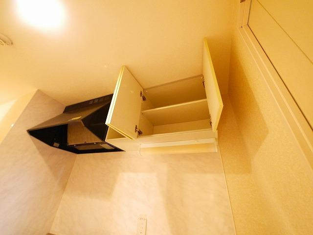 プリマヴェリーレのキッチン|収納容量が多いですね。