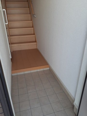 【玄関】 | ビジュ・リアンＢ | 毎日通る玄関はこちらです