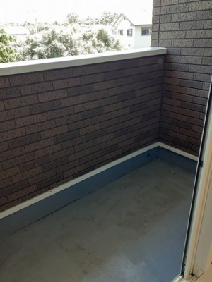 【バルコニー】 | ビジュ・リアンＢ | バルコニーがあります