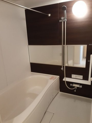 【浴室】 | ビジュ・リアンＢ | きれいなお風呂です