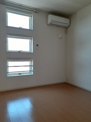 【内装】 | ビジュ・リアンＢ | 内装は落ち着いています